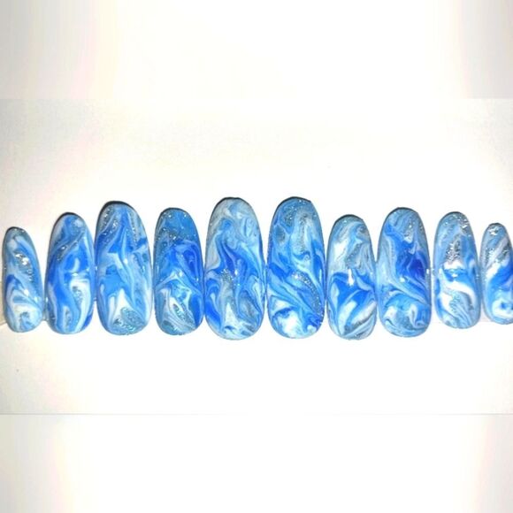 Hand crafted custom print 10pc short acrylic press on nails sz small - Picture 1 of 7